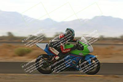 media/Sep-10-2022-SoCal Trackdays (Sat) [[a5bf35bb4a]]/Turn 2 (1pm)/